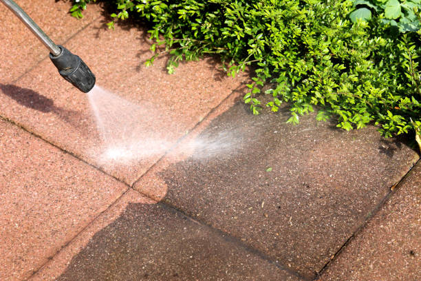 Best Deck Cleaning Services  in Briarcliff, TX