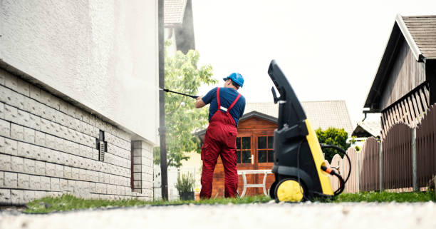 Best Roof Pressure Washing  in Briarcliff, TX
